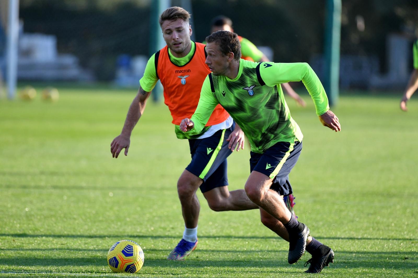 雷火电竞合作-费城人队员回归训练场，备战接下来的比赛