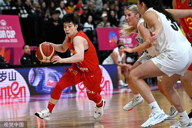 雷火电竞合作-中国国家队备战奥运战新西兰队争夺胜利