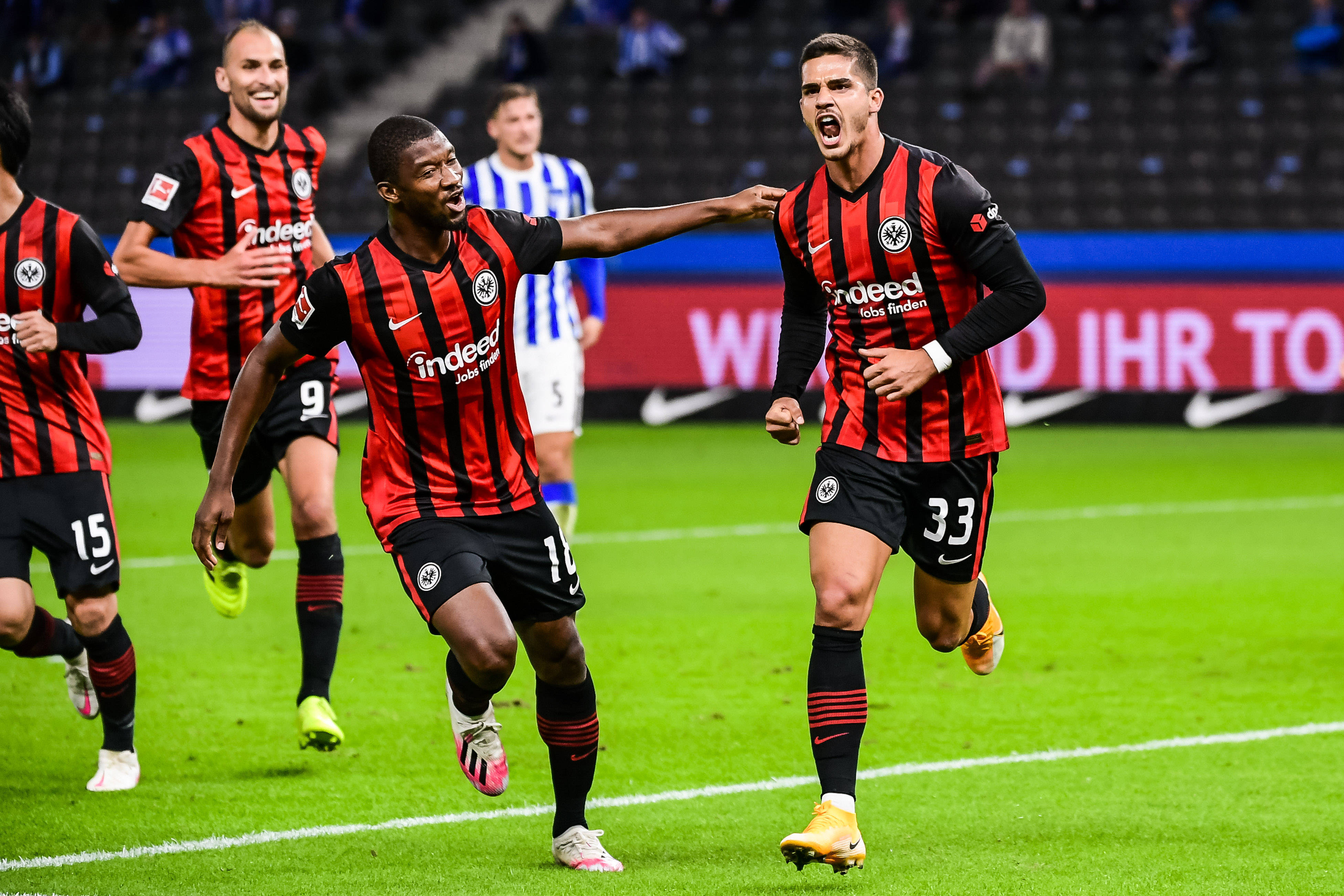 关于奥格斯堡以顽强表现夺得胜利的信息