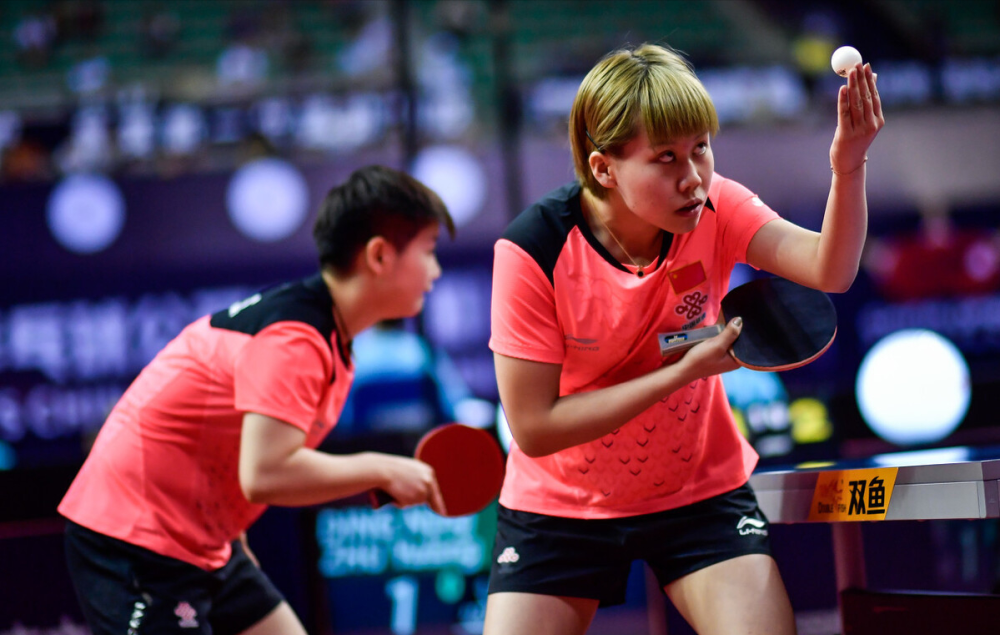 瓦朗谢纳队全力以赴，轻松战胜对手