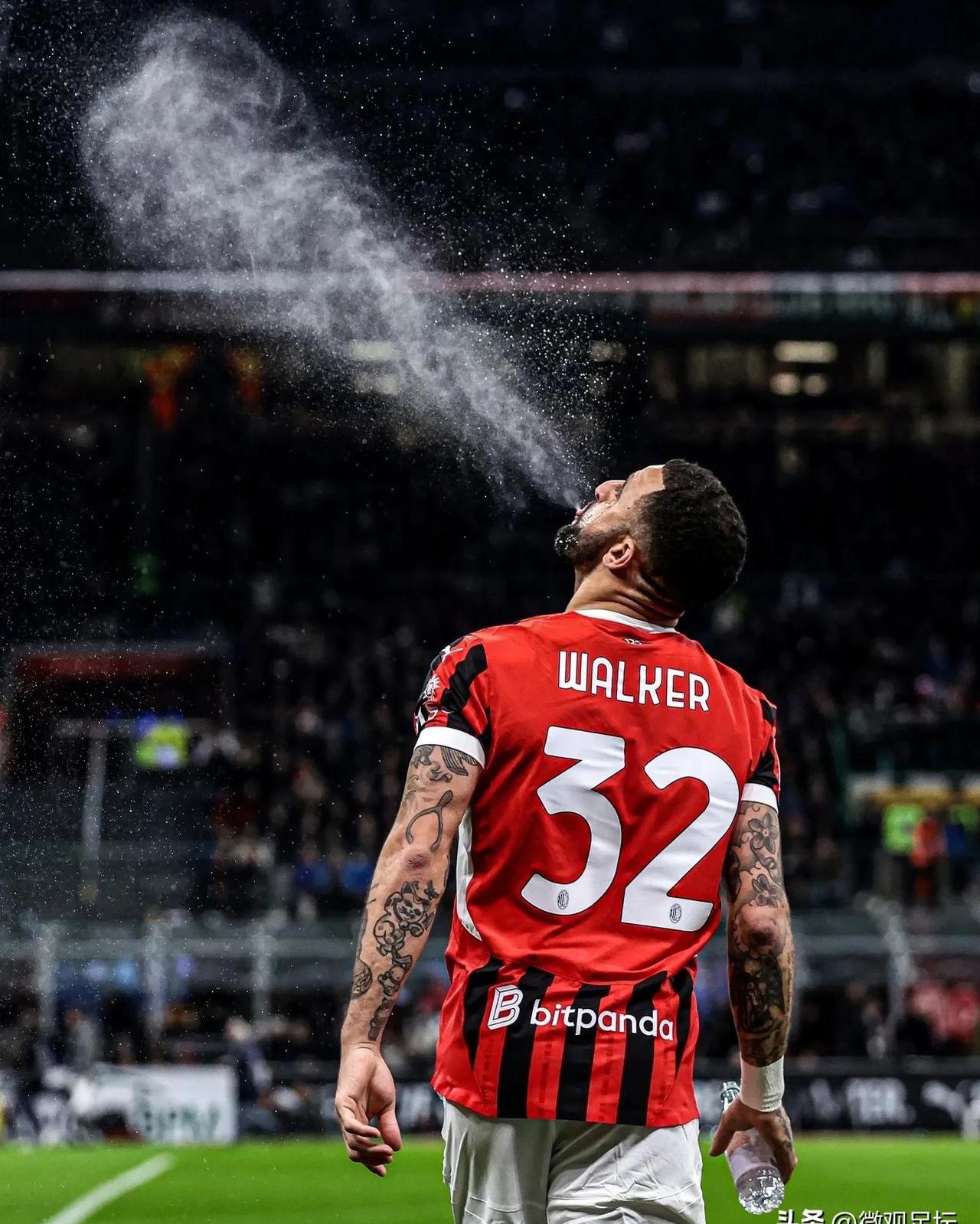 包含AC米兰主场告捷，坚决逼近前列的词条