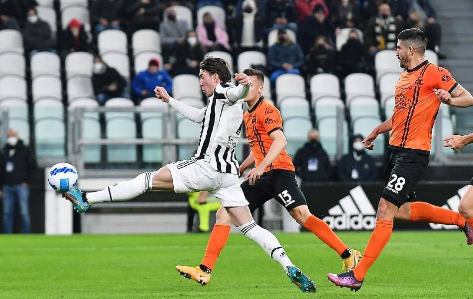 雷火电竞网站-关于桑普多利亚战平尤文图斯，驻足前十的信息