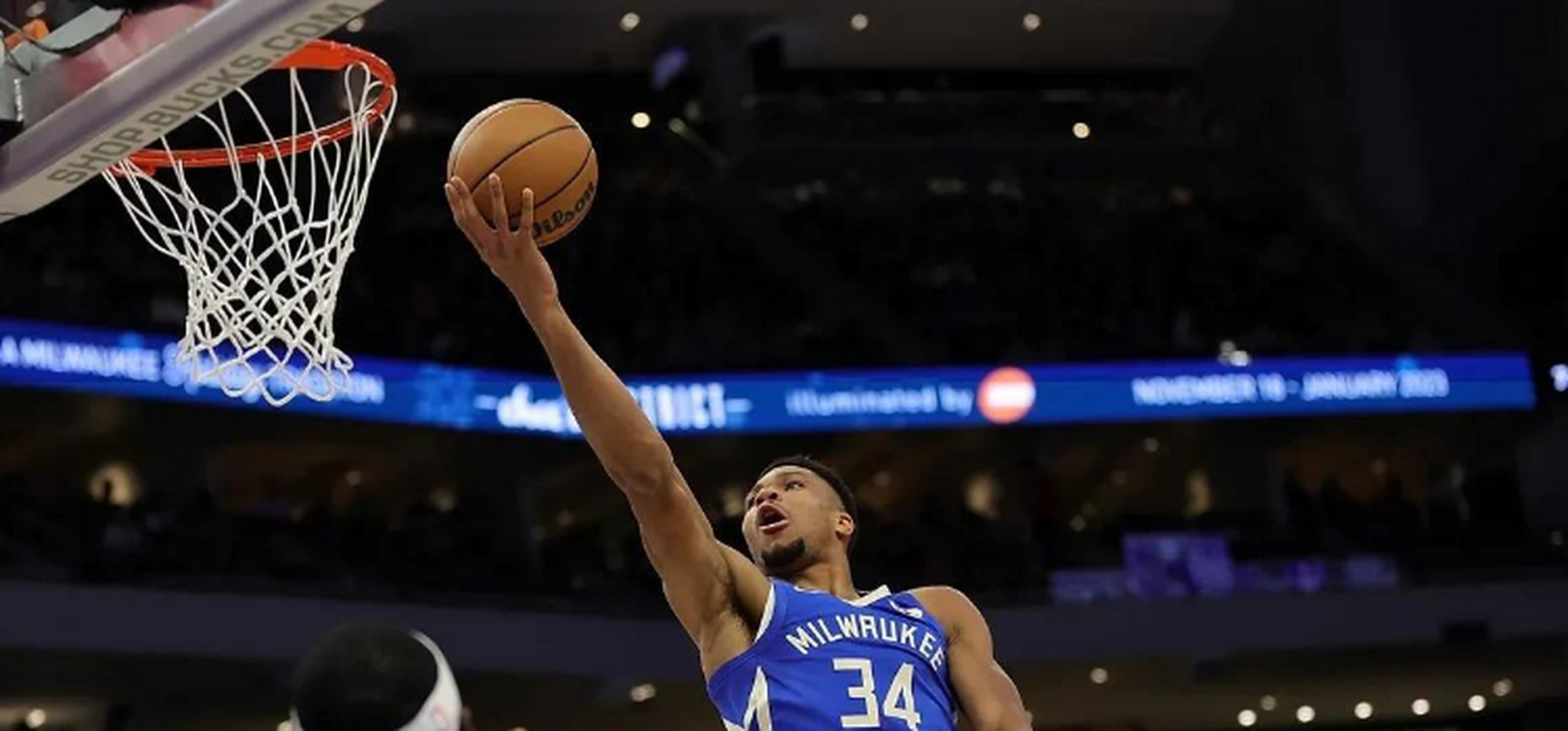 雄鹿主场再胜，球队士气大增的简单介绍