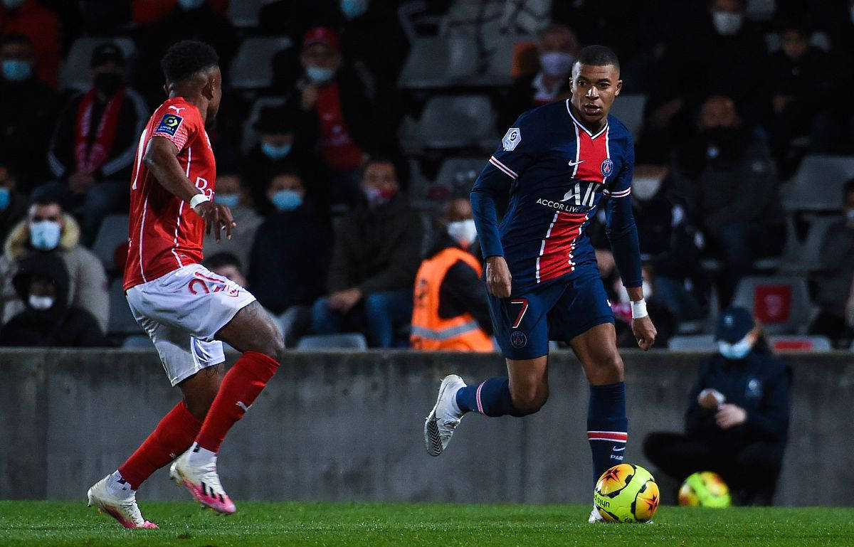 第戎主场不敌对手，遭遇困境的简单介绍