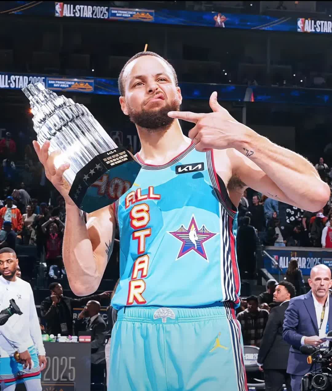 滚球预测选手发挥出色，荣膺最佳MVP的简单介绍