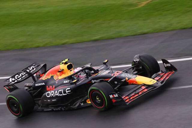 红牛二队逆转红牛车队，汉密尔顿点燃赛场的简单介绍