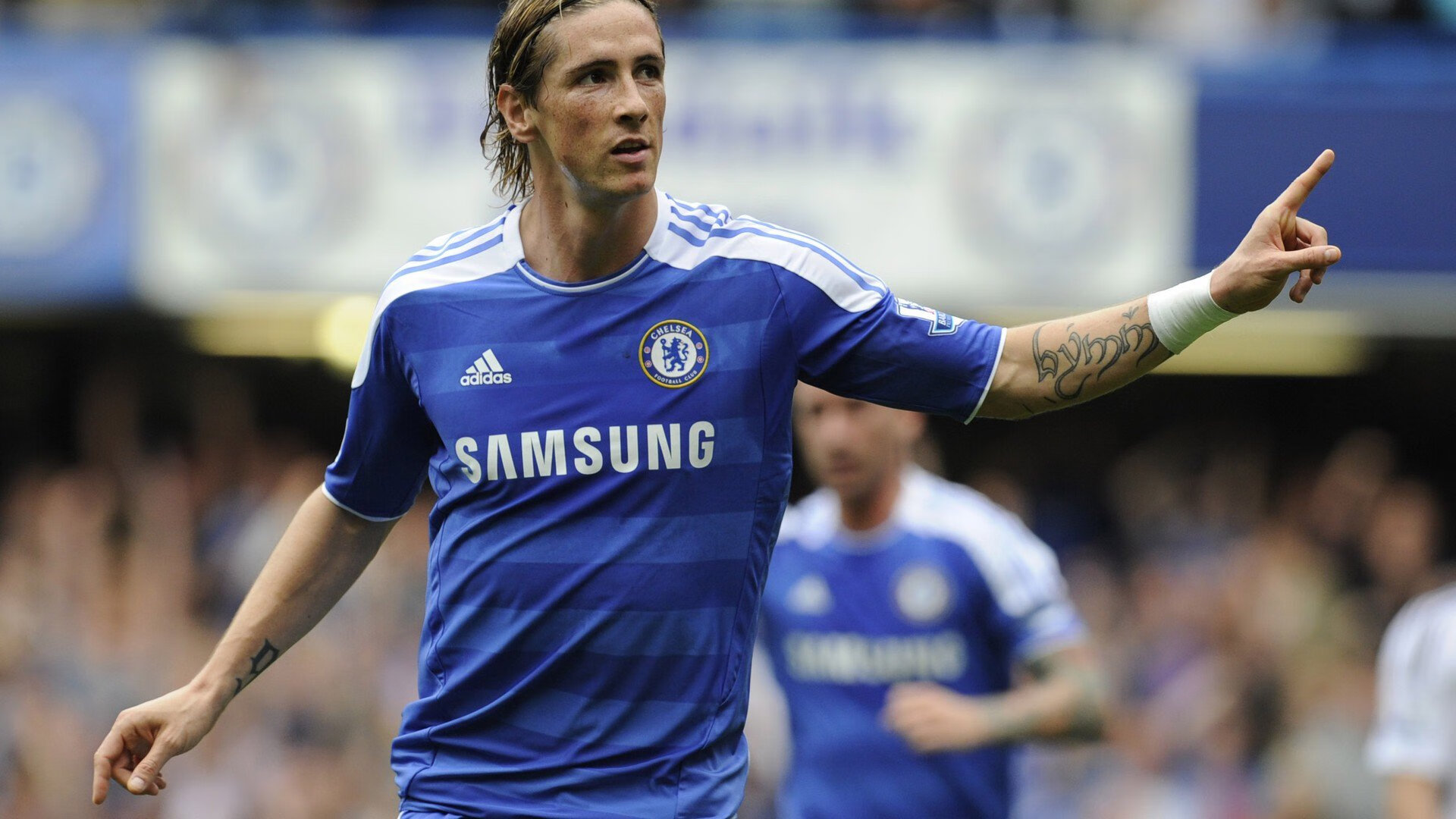 雷火电竞下载-暗夜交响，武切维奇一手编织比赛走势，灰熊铁血压制开拓者纪实