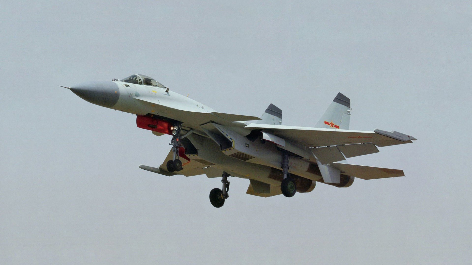 引擎交响曲，F1新赛季揭幕战与雄鹿火力风暴的交汇