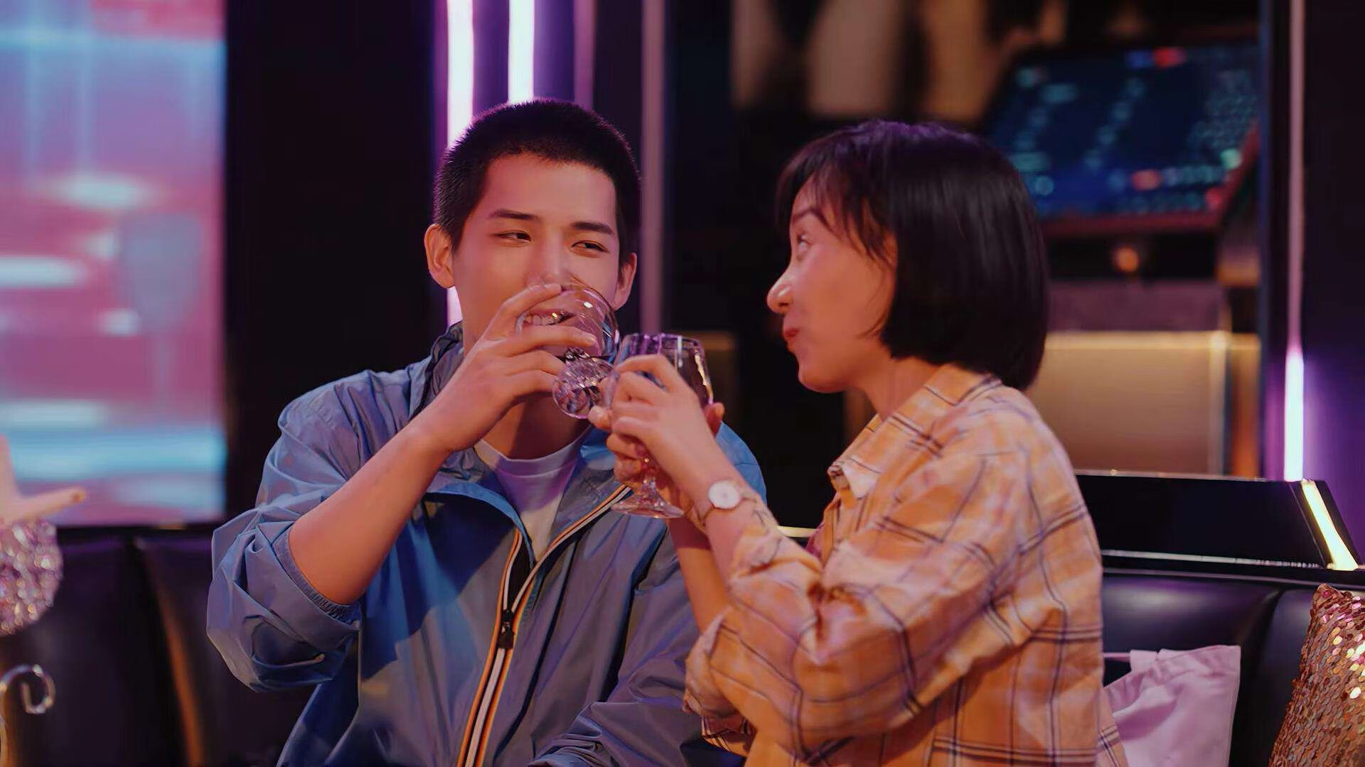 雷火电竞官网-小人物与大舞台，爱德华兹的证明之夜，浙江的血性与新疆的铁壁