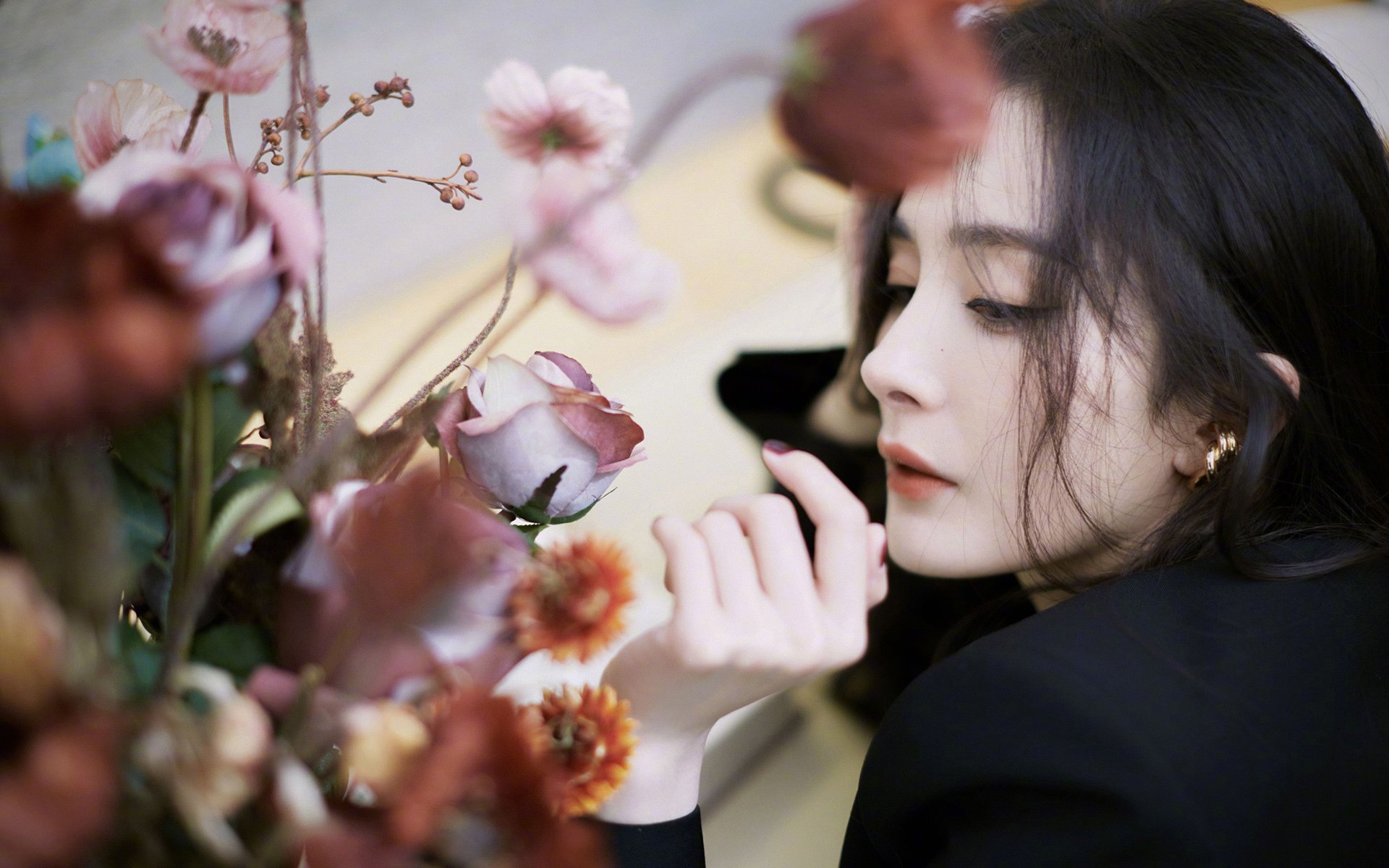 跨越维度的胜利—当吉林队踢进欧冠，一场战术闪电击落太阳的哲学启示