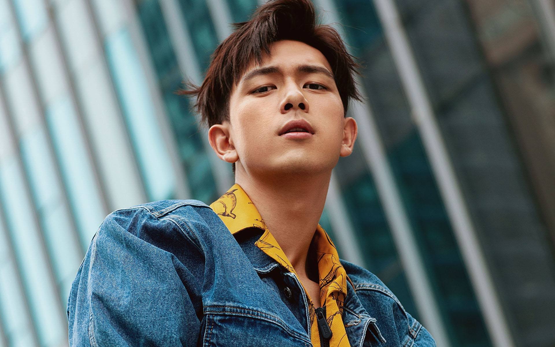 雷火电竞主播-三分雨下的竞速，CBA双雄鏖战与塔图姆的五千分传奇